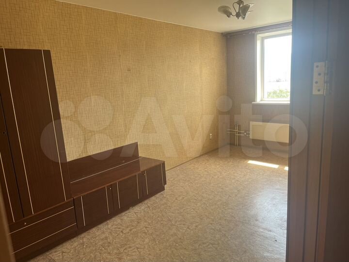 2-к. квартира, 43 м², 3/3 эт.
