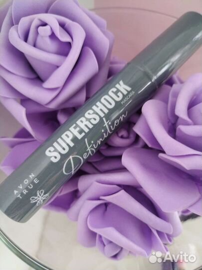 Тушь, помада, лайнер