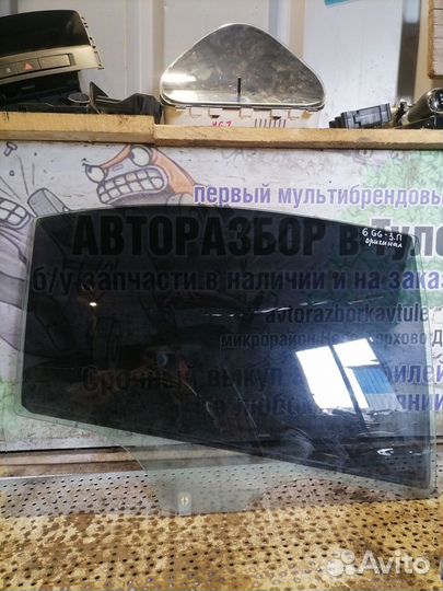 Стекло двери заднее правое Mazda 6GG 1.8