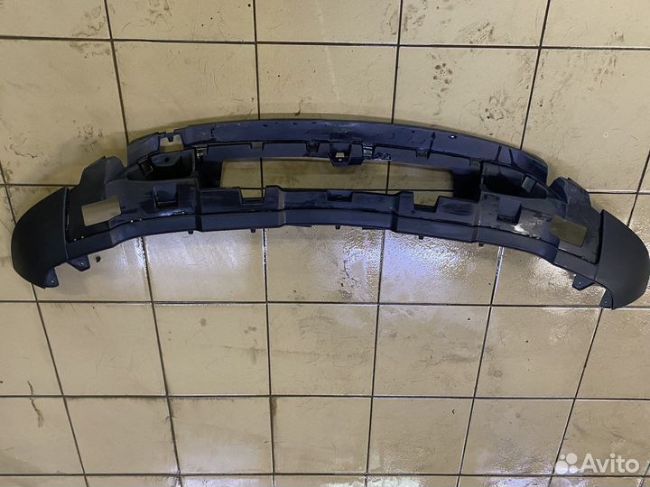 Облицовка бампера Mercedes-Benz