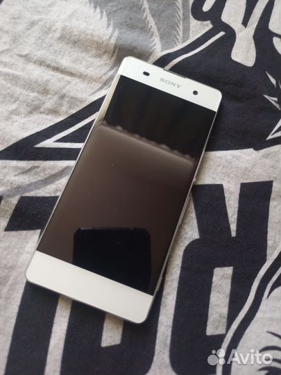 Sony Xperia XA, 2/16 ГБ