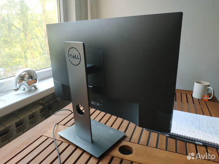Монитор Dell P2421D