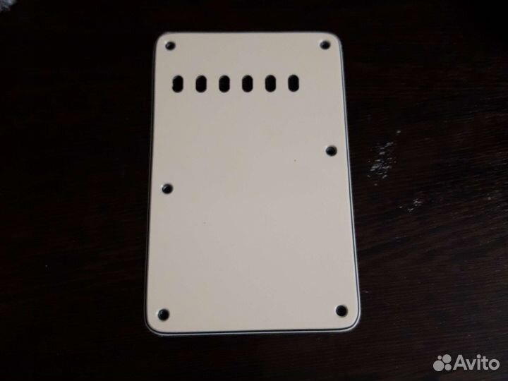 Задняя крышка для Fender US/Mexico кремовая