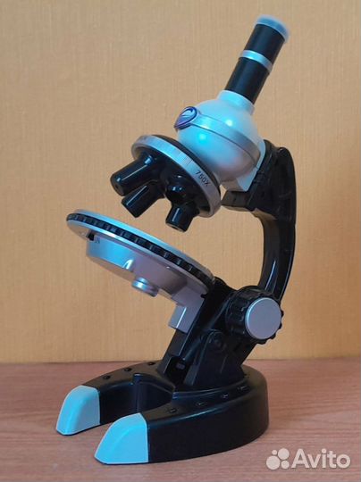 Микроскоп детский биологический 150-1250х