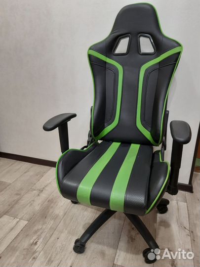 Компьютерное кресло Aerocool