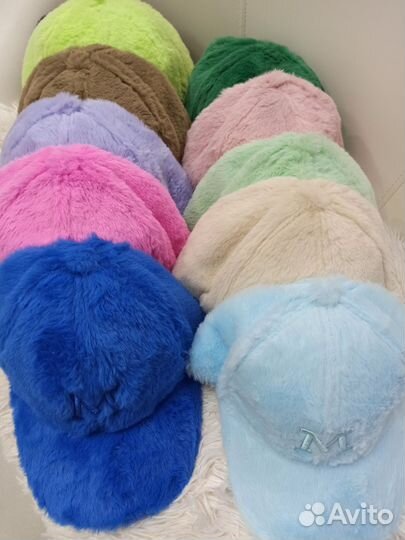 Бейсболка меховая бежевая