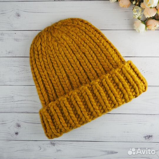 Шапка женская крупная вязка шерсть ручная работа