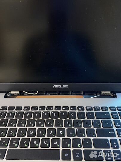 Ноутбук asus x555y