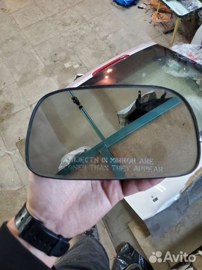 Боковое зеркало на Celica t23