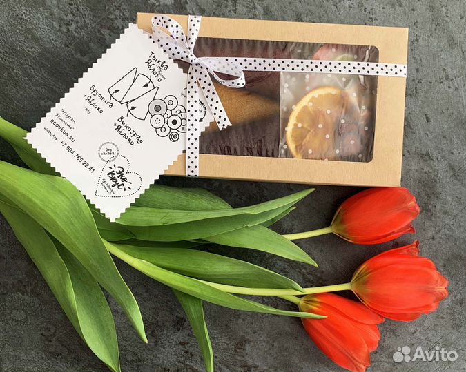 Крафтовые коробки с окошком