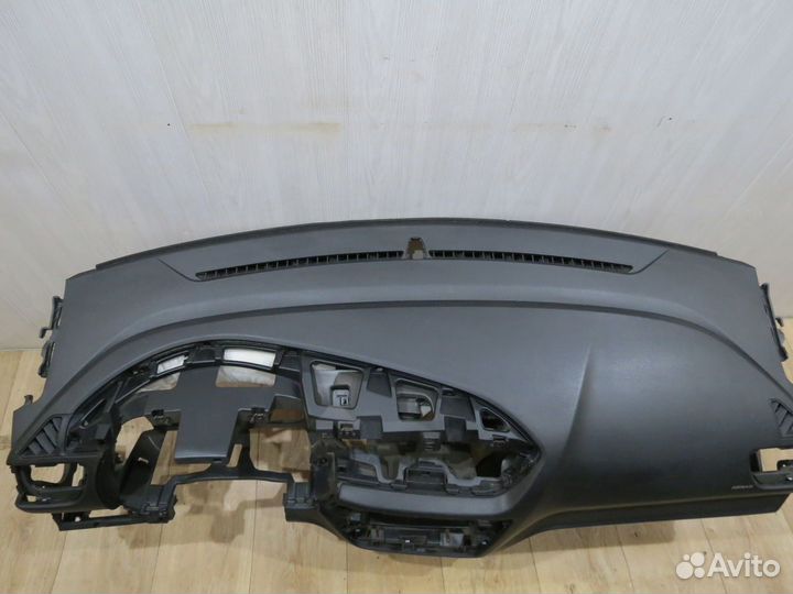 Торпедо Kia Rio 3