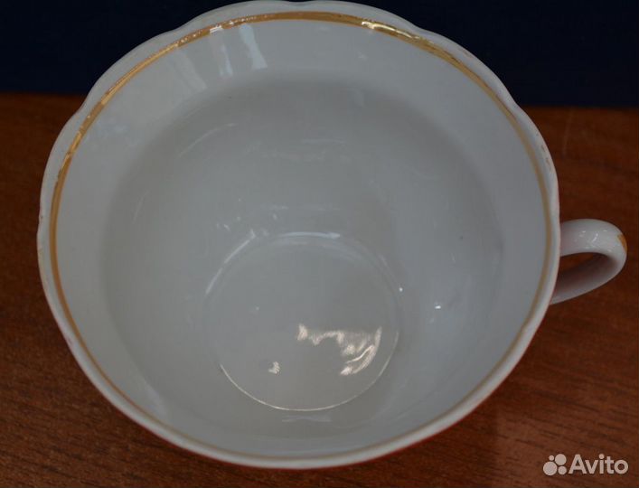 Большая фарфоровая чайная кружка- дружковка фз