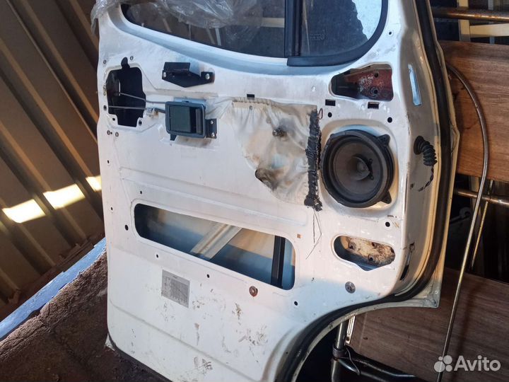 Дверь на LDV, DAF