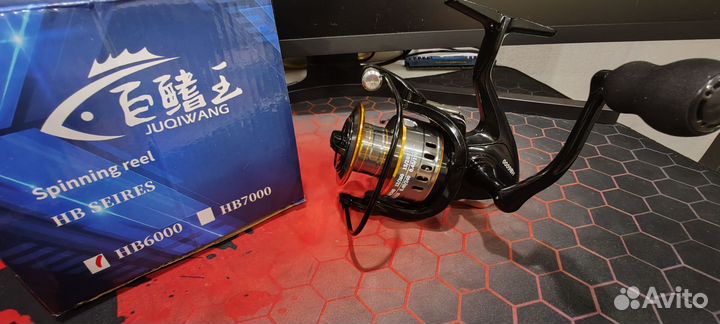 Катушка рыбаловная 7000