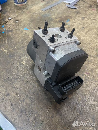 Блок ABS VW/Audi 111AH/AJ