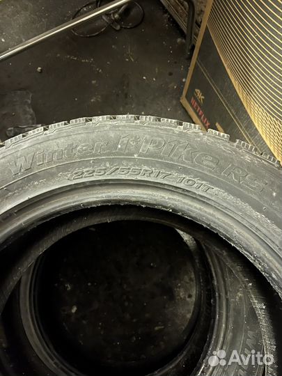 Hankook Winter I'Pike 225/55 R17