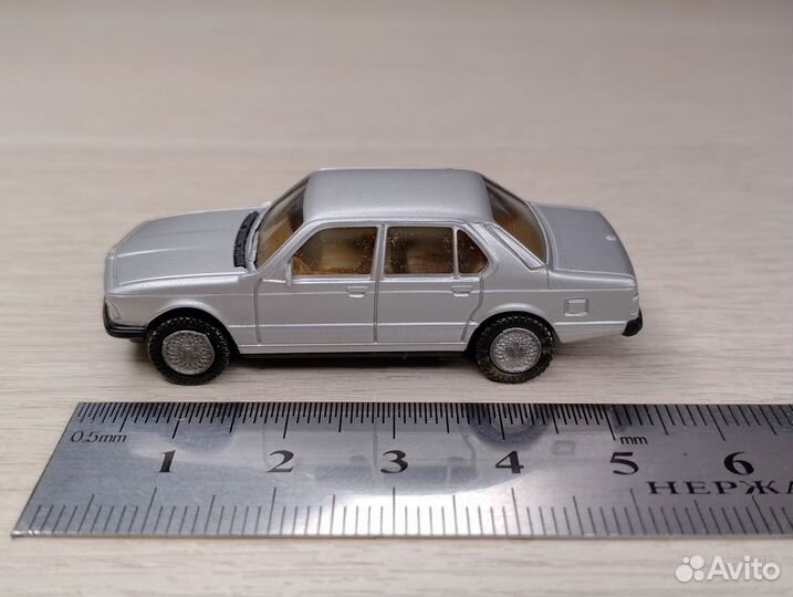 A31.4) BMW 7er E23 (1977-1986) серебро