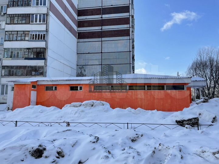 Отдельно стоящее здание 135 метров на Квартале