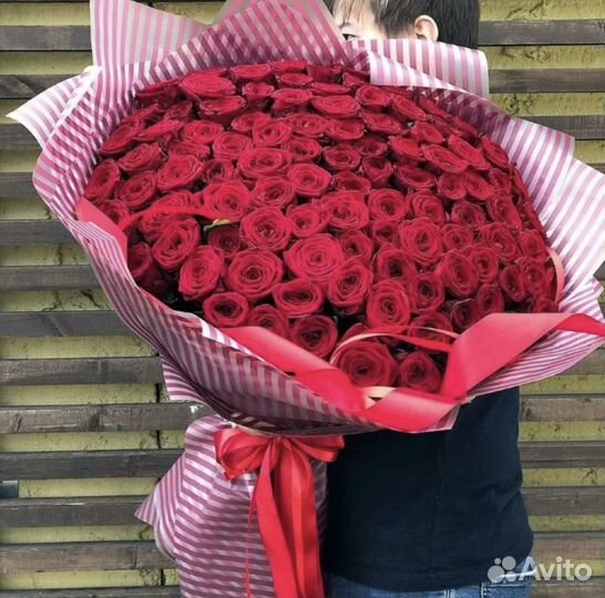 Букеты из 101 розы Доставка роз Цветы