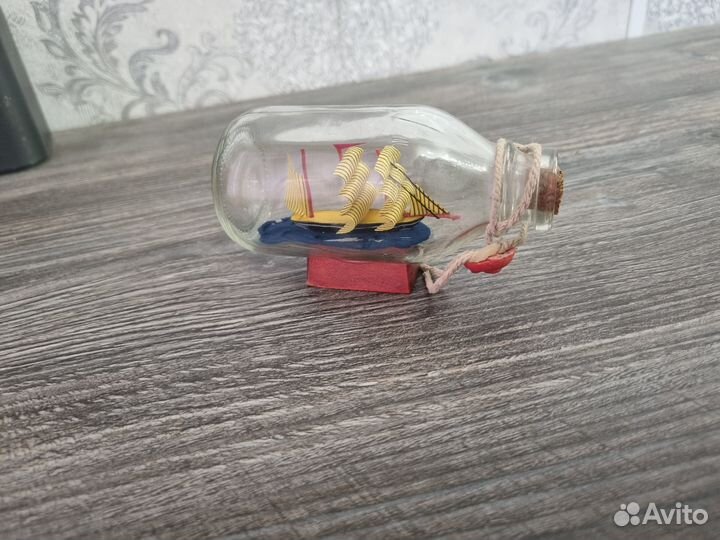 Корабль в бутылке