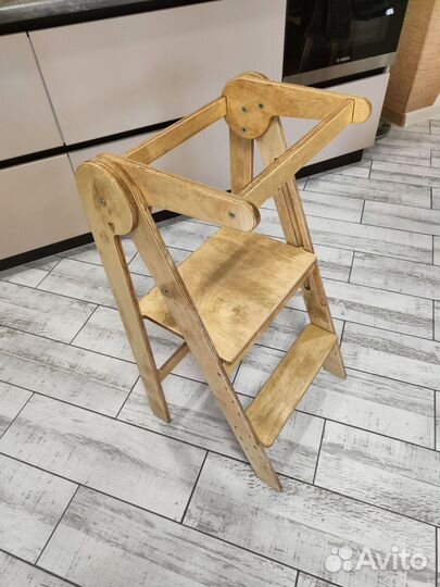 Башня помощника монтессори