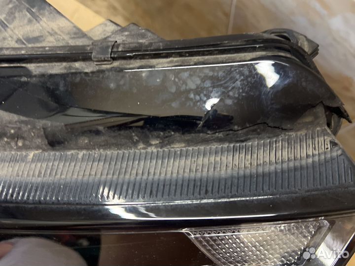 Фара правая Skoda Octavia A8