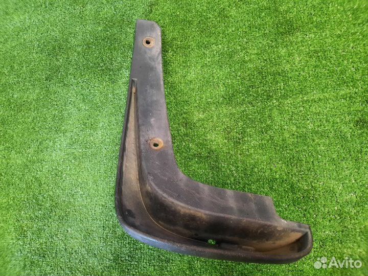 Брызговик задний правый Hyundai Ix35 2.0 G4KD 2011