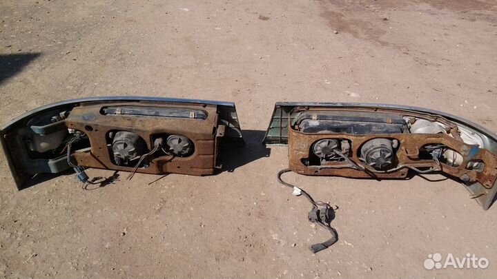 Фары на Huyndai aero HI-space