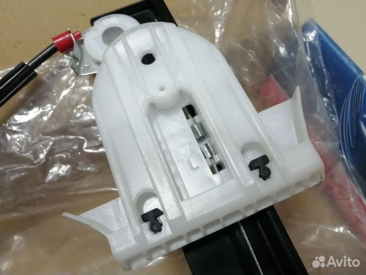 Hanspries 304707 Стеклоподъёмник ford задн. лев