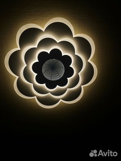 Светодиодная люстра