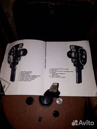 Кинокамера Кварц 2 8s-1м СССР