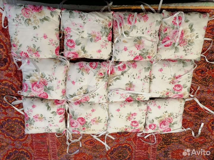 Бортики- подушками в кроватку