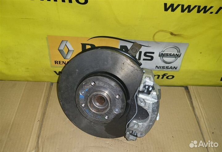 Кулак поворотный передний правый Renault Sandero 2