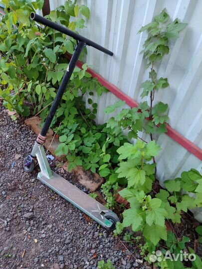 Трюковой самокат