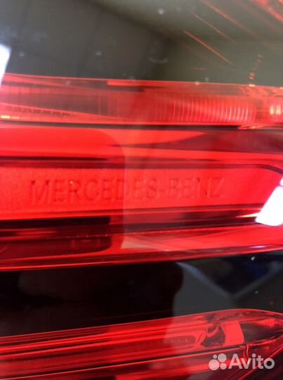 Фонарь задний на Мерседес 212