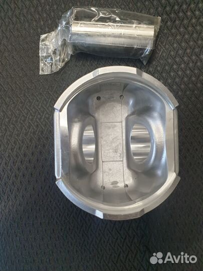 Комплект поршневой Cummins B3.3