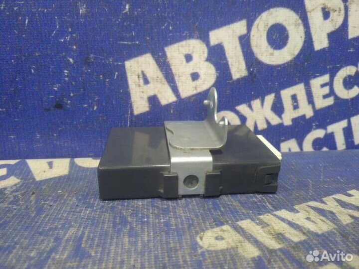 Блок электронный Toyota Matrix кроссовер 2AZ-FE