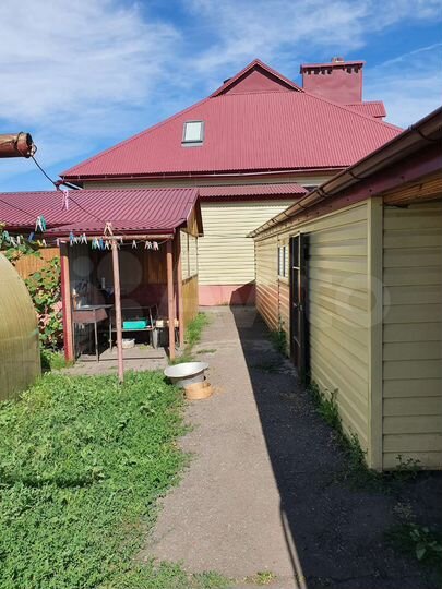 Дом 320 м² на участке 12 сот.