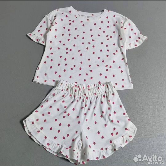 Футболка и шорты для девочки 116-122