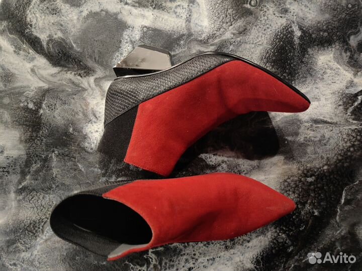 Ботильоны 39 united nude