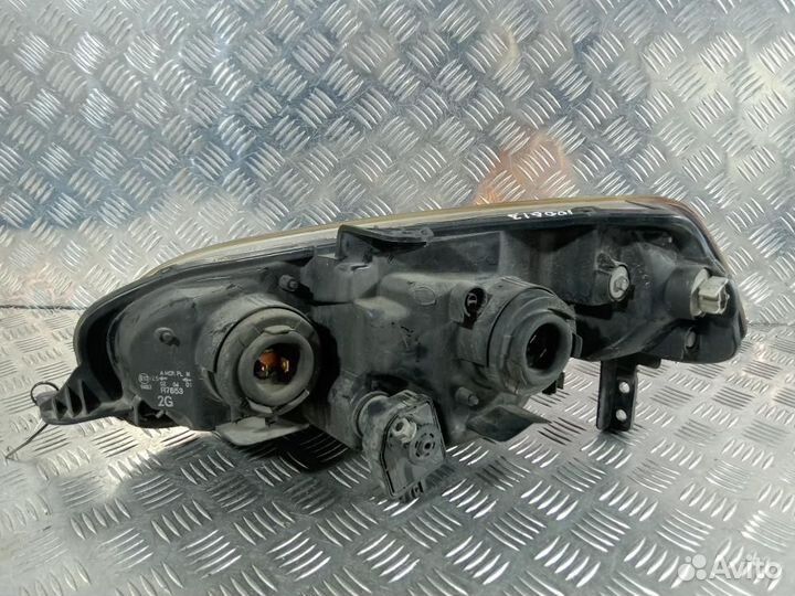 Фара Honda HR-V (1998-2006)