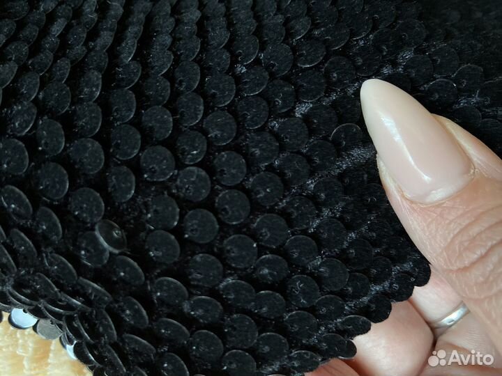 Кофта с двусторонними бархатными пайетками Италия