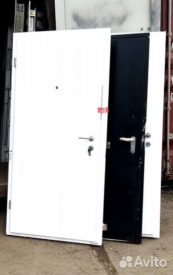 Двери пластиковые бу