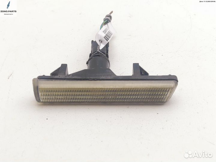 Повторитель поворота правый 9405079 на BMW 7 E38 (1994-2001)