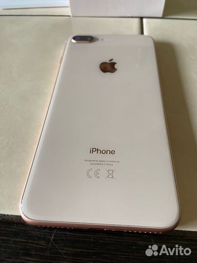 Телефон iPhone 8 plus