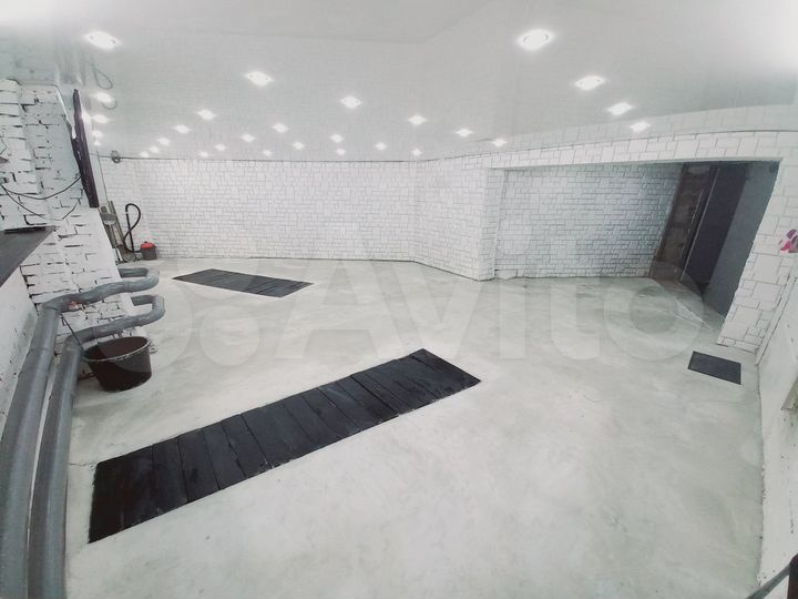 Гараж, > 30 м²