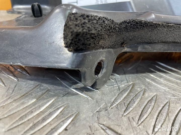 Шумоизоляция передняя левая Land Rover Range Rover