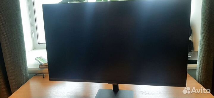 Монитор Samsung 32 дюйма
