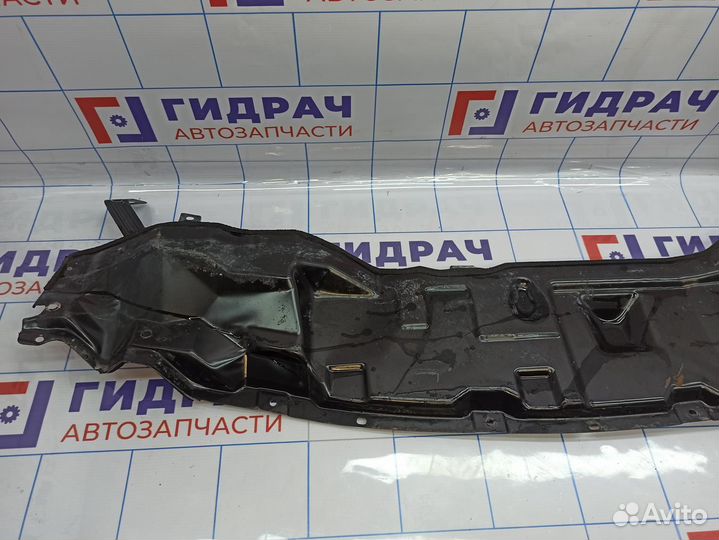 Водосток Nissan Primera (P12) 67120AV630