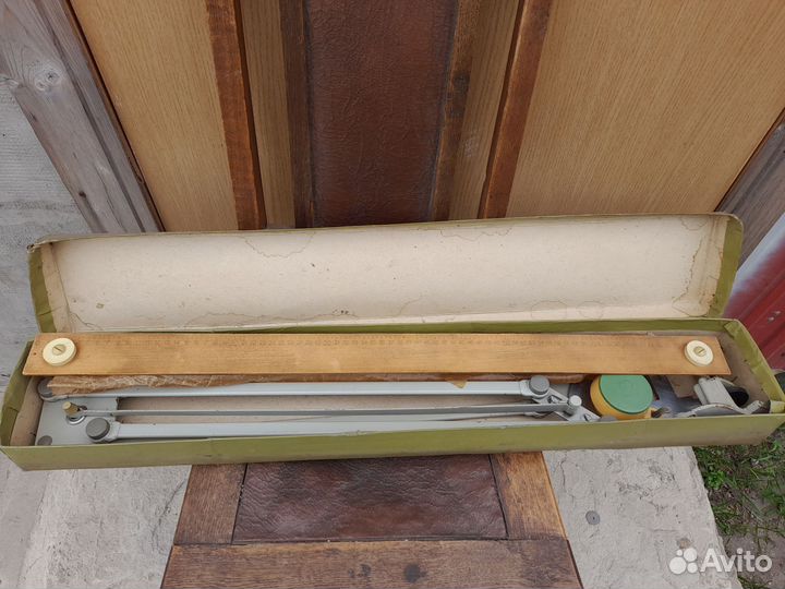 Чертёжный прибор СССР конструктор